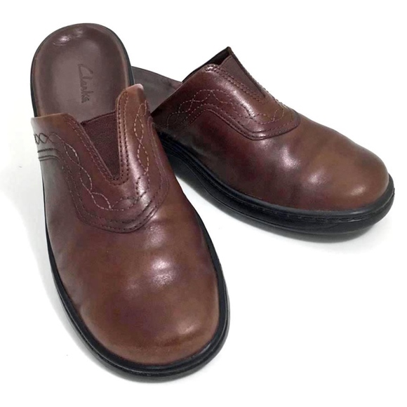 clarks slip on clogs